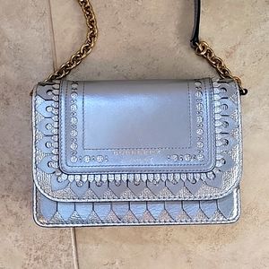 Burberry Hampshire Wallet on Chain metallic